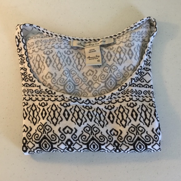 🟢AMERICAN RAG White/Black Aztec design crop top S - Picture 8 of 8